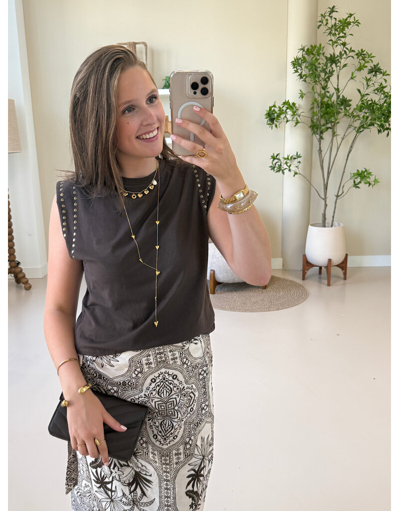 21Jewelz Mouwloze top met studs - donkerbruin