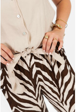 21Jewelz Blouse met knoopdetail & ruffles - beige