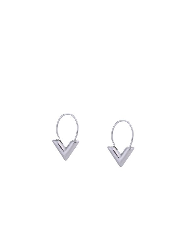 Go Dutch Label Small V earrings silver