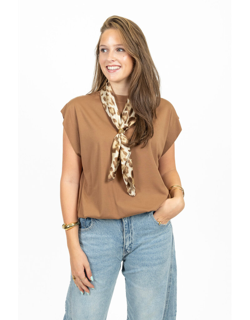 21Jewelz Mouwloze top met elastiek - camel