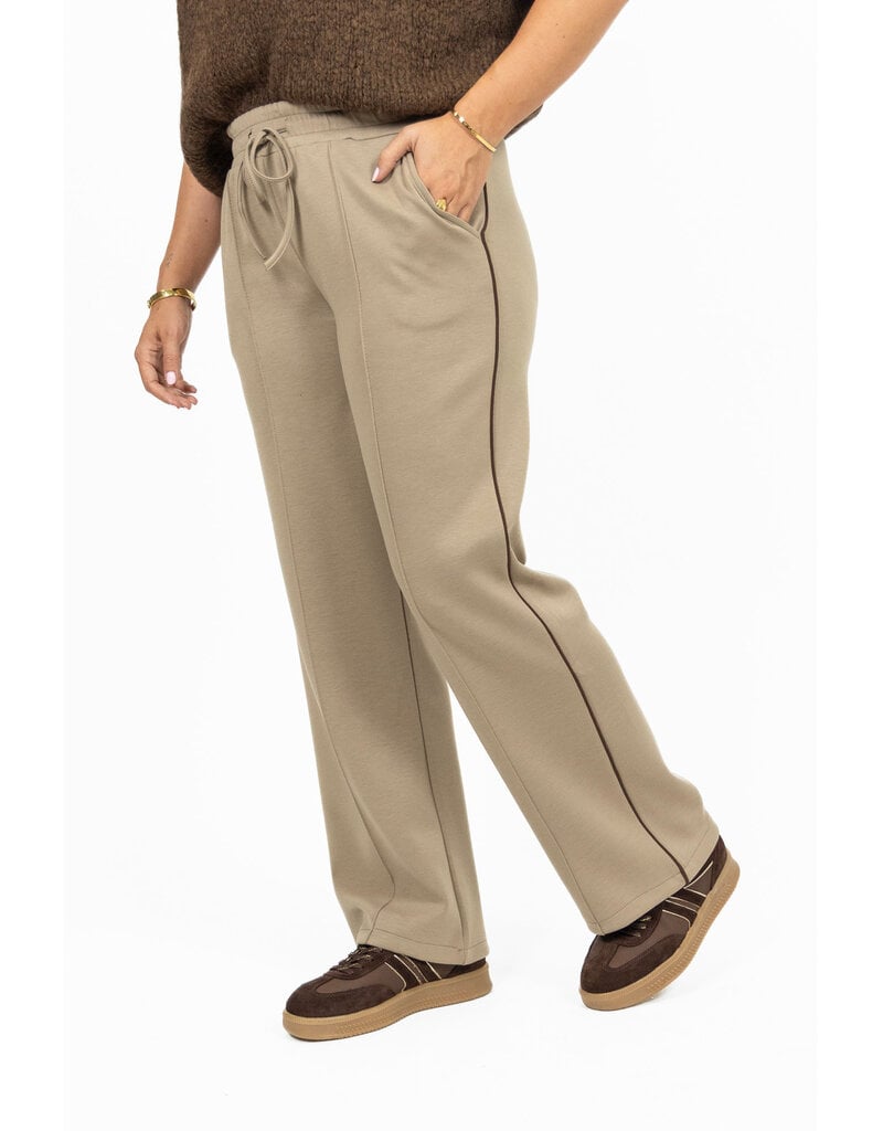 21Jewelz Zachte jogger met streep - taupe