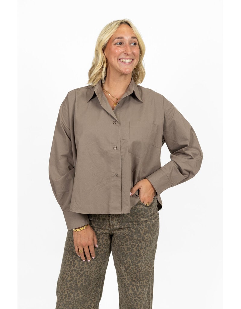 21Jewelz Oversized blouse met zakje - taupe