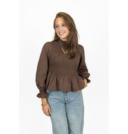 21Jewelz Gesmokte peplum top - bruin