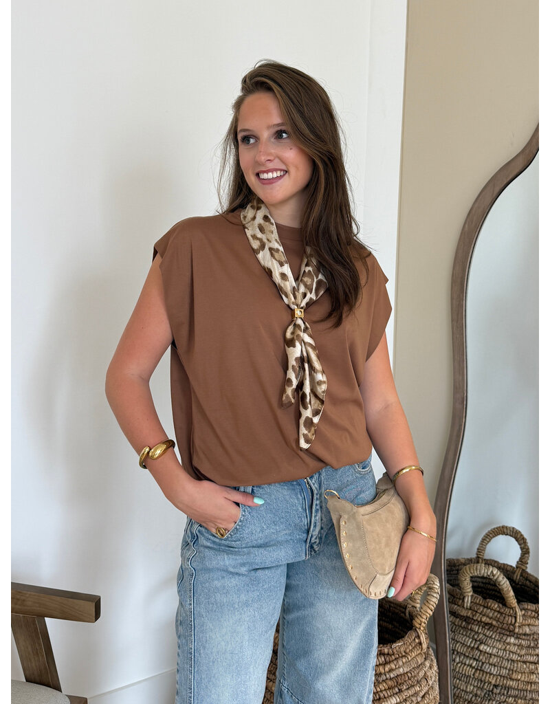 21Jewelz Mouwloze top met elastiek - camel