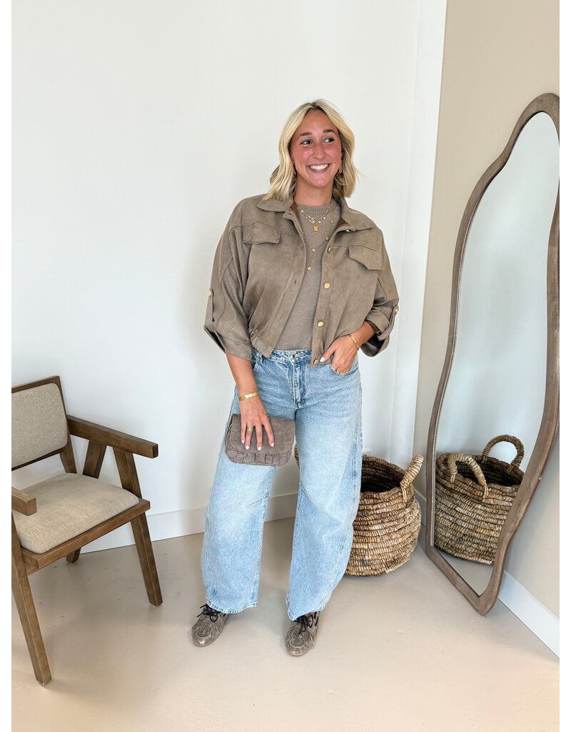 21Jewelz Suede-look jasje met gouden knoopjes - taupe