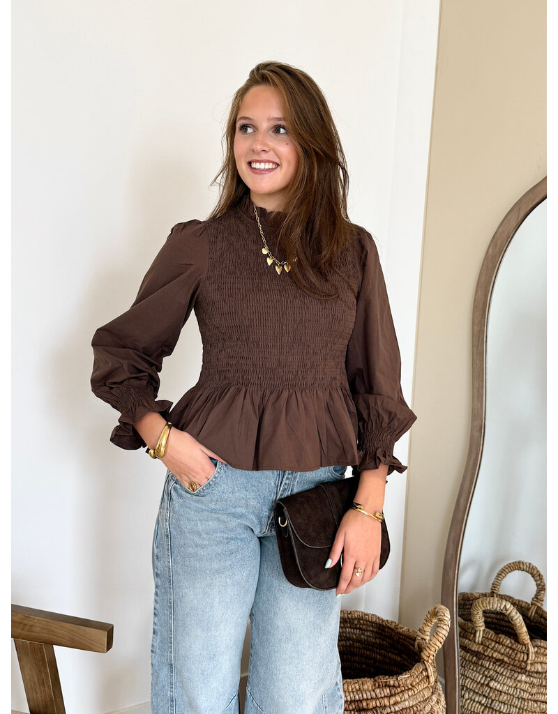21Jewelz Gesmokte peplum top - bruin