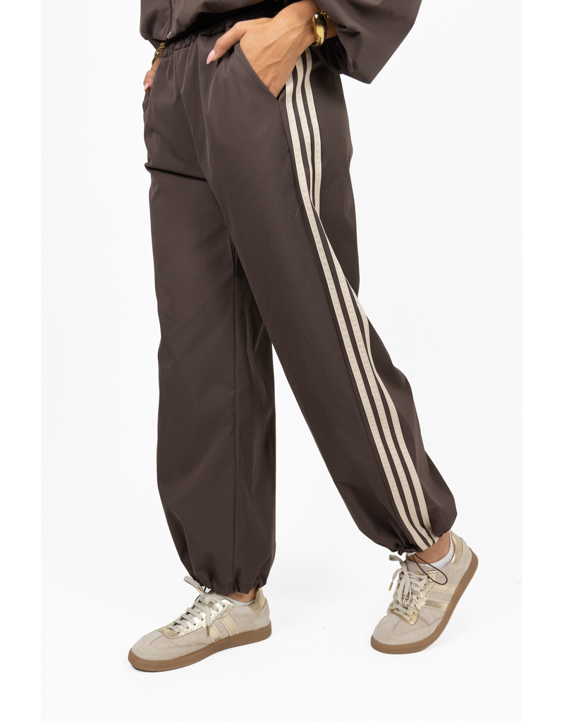 21Jewelz Pantalon met elastieke band en strepen - donkerbruin