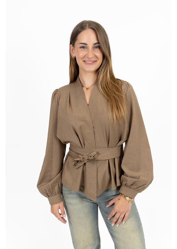 21Jewelz Geruite blouse met ceintuur - beige