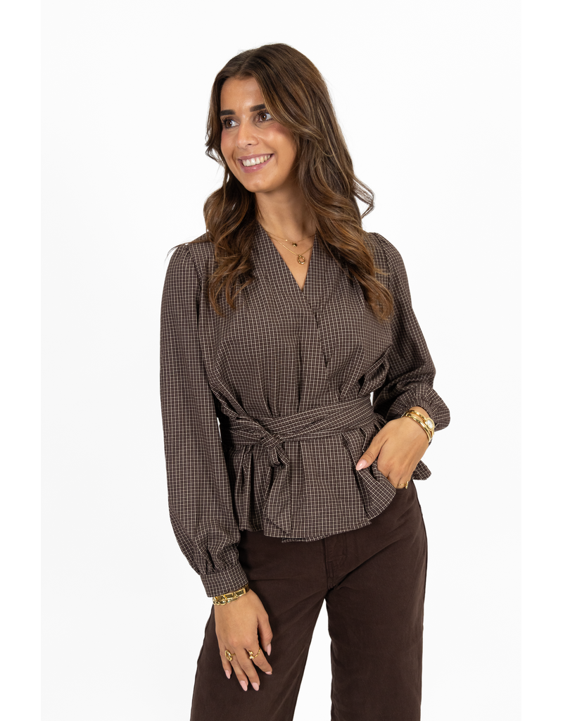 21Jewelz Geruite blouse met ceintuur - bruin