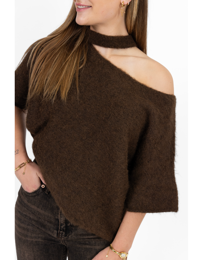21Jewelz Gebreide one shoulder truitje - bruin