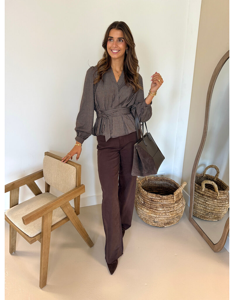 21Jewelz Geruite blouse met ceintuur - bruin