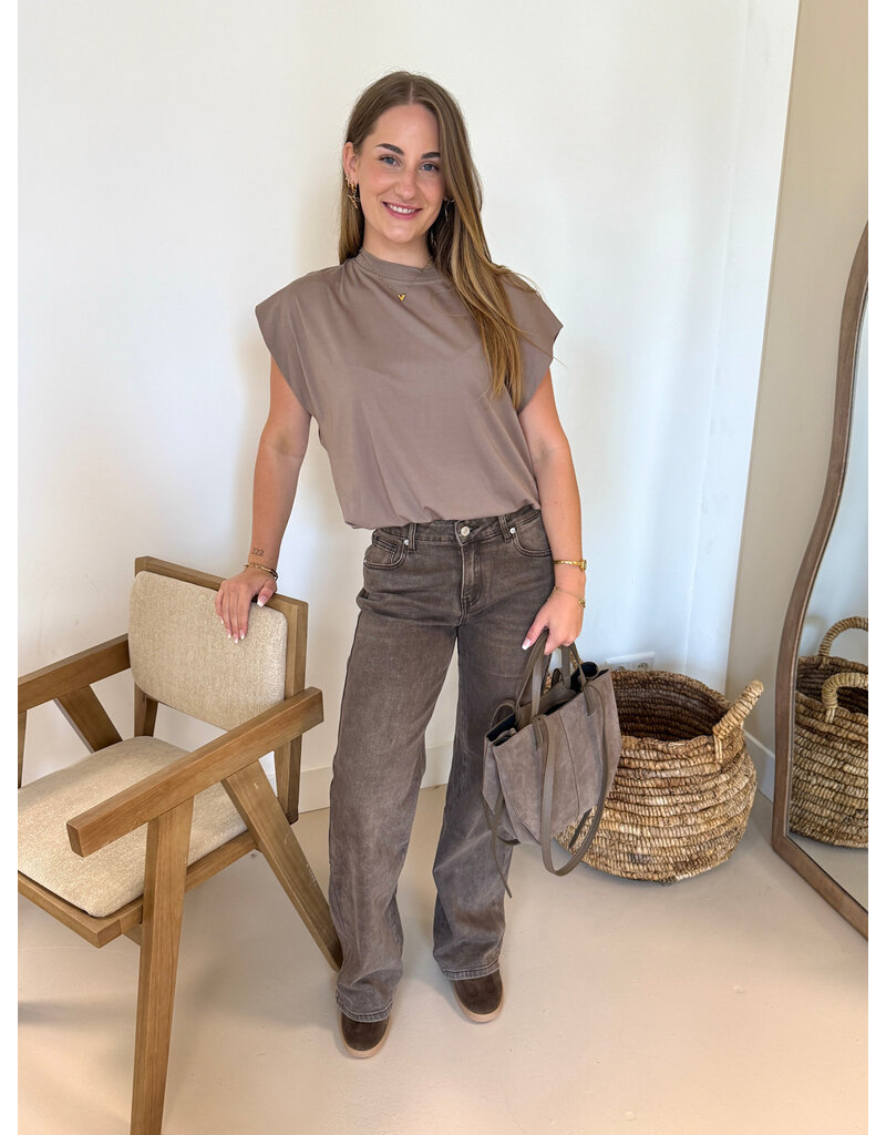 21Jewelz Mouwloze top met elastiek - taupe