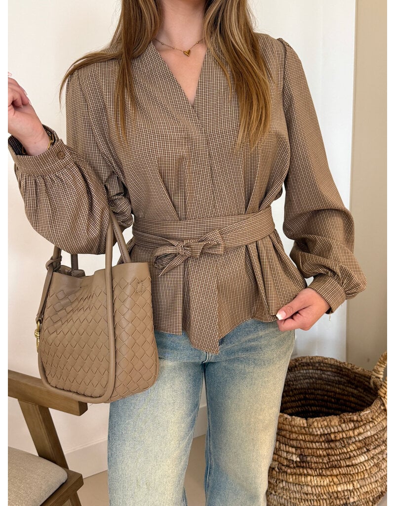 21Jewelz Geruite blouse met ceintuur - beige