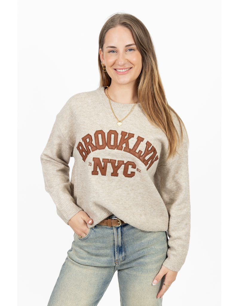 21Jewelz Trui met tekst "Brooklyn NYC" - beige/camel