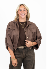 Suede-look jasje met gouden knoopjes - bruin