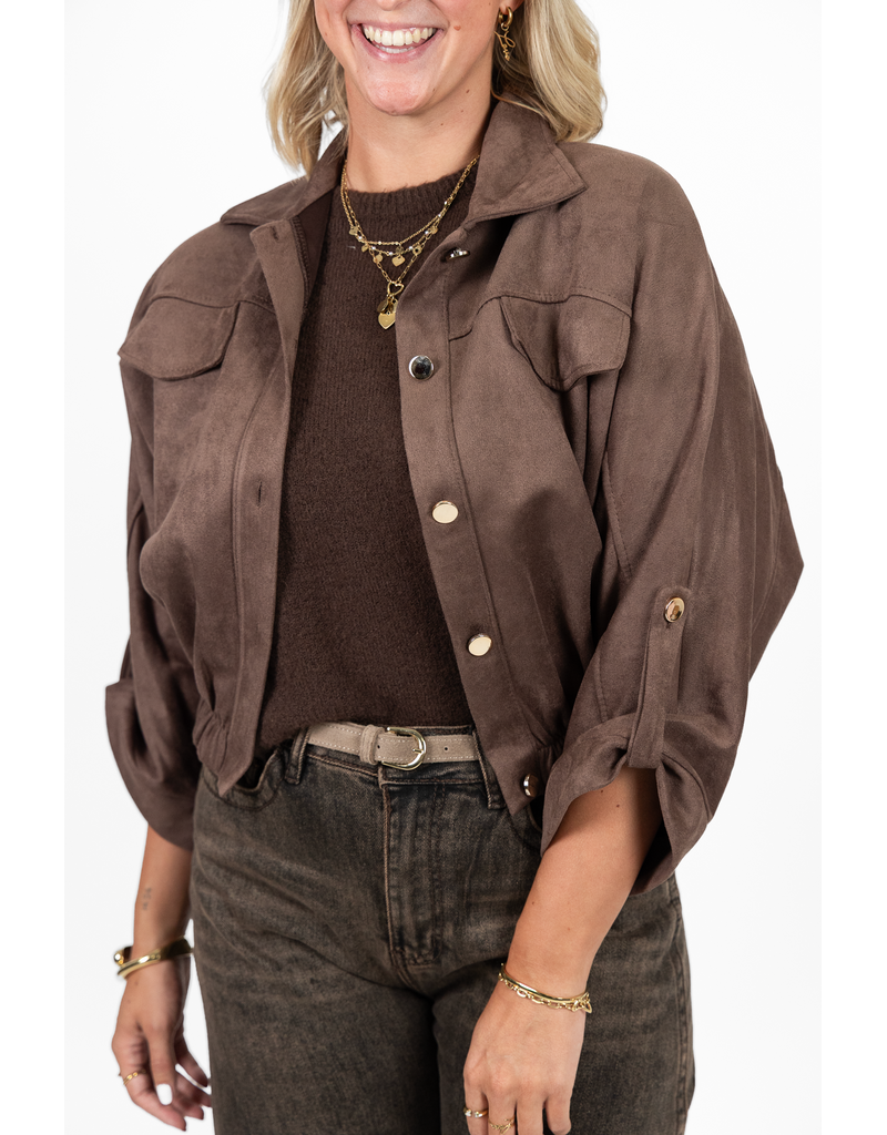 Suede-look jasje met gouden knoopjes - bruin