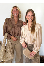 21Jewelz Blouse met ruffles - bruin