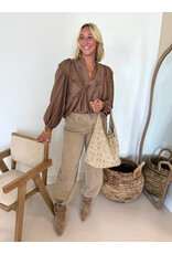 21Jewelz Blouse met ruffles - bruin