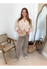 21Jewelz Blouse met ruffles - beige