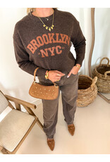 21Jewelz Trui met tekst "Brooklyn NYC" - bruin/camel