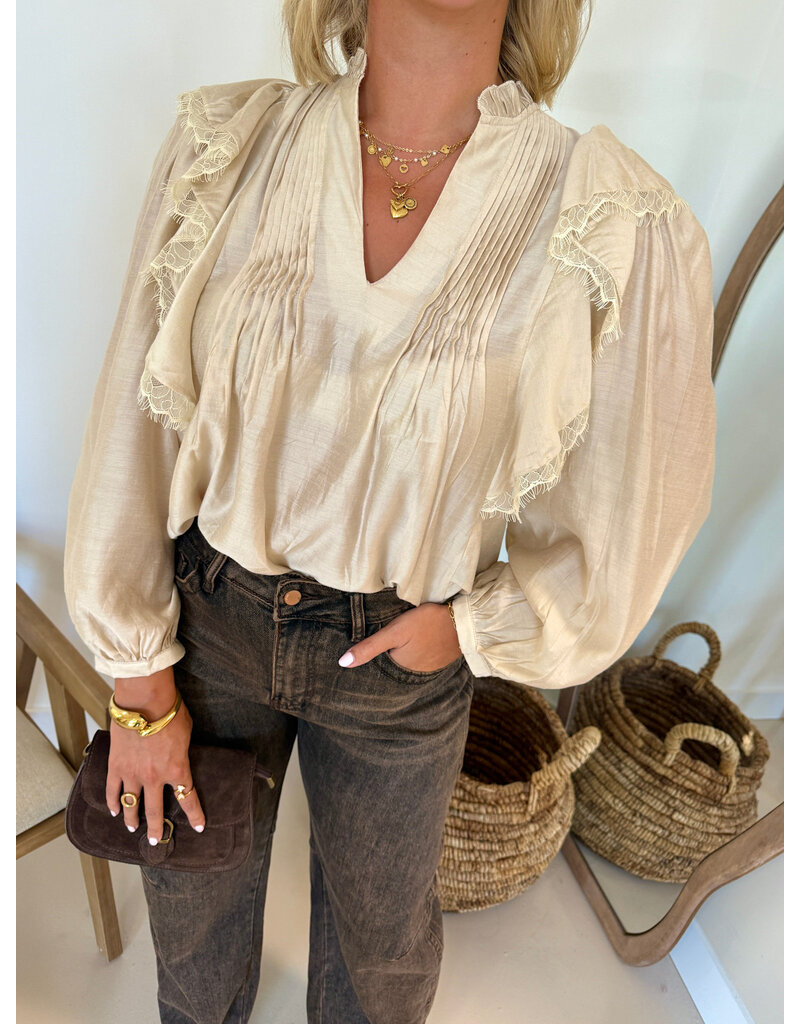 21Jewelz Blouse met ruffles - beige