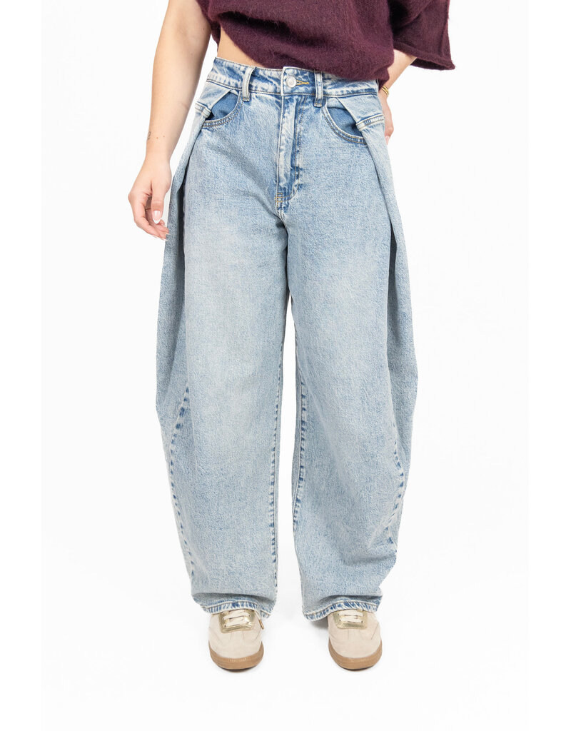 Queen Hearts Wide leg jeans met plooien - lichtblauw