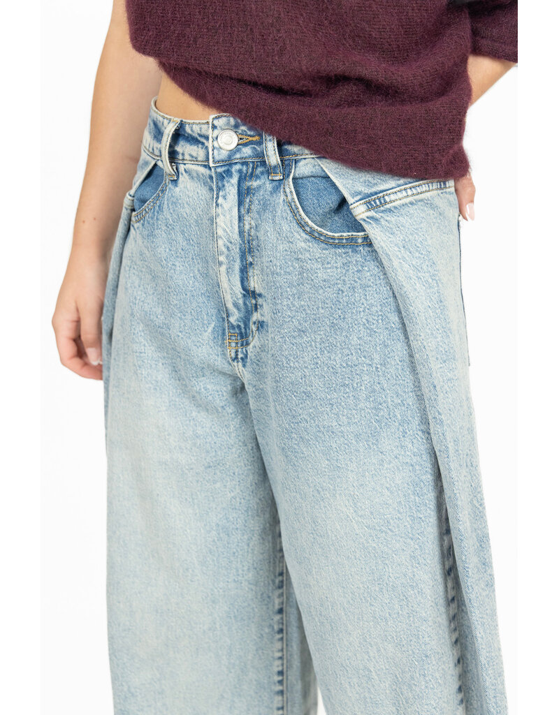 Queen Hearts Wide leg jeans met plooien - lichtblauw