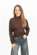 21Jewelz Aansluitende longsleeve met hoge hals - bruin