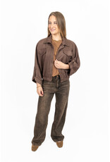 Suede-look jasje met gouden knoopjes - bruin