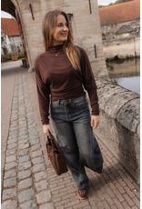 21Jewelz Aansluitende longsleeve met hoge hals - bruin