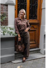Suede-look jasje met gouden knoopjes - bruin