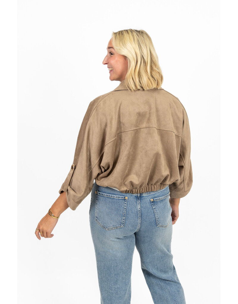 21Jewelz Suede-look jasje met gouden knoopjes - taupe