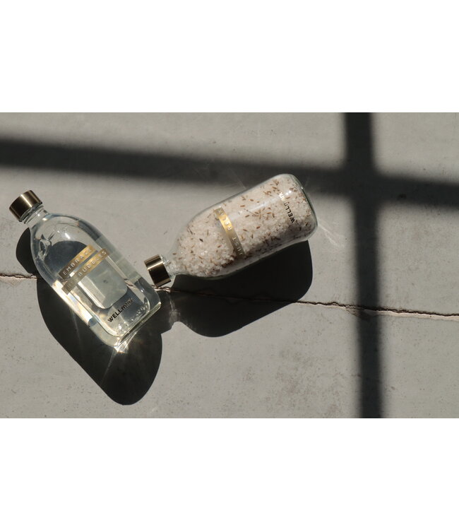 Bath Soap - Fresh Linen 500ml with Brass cap