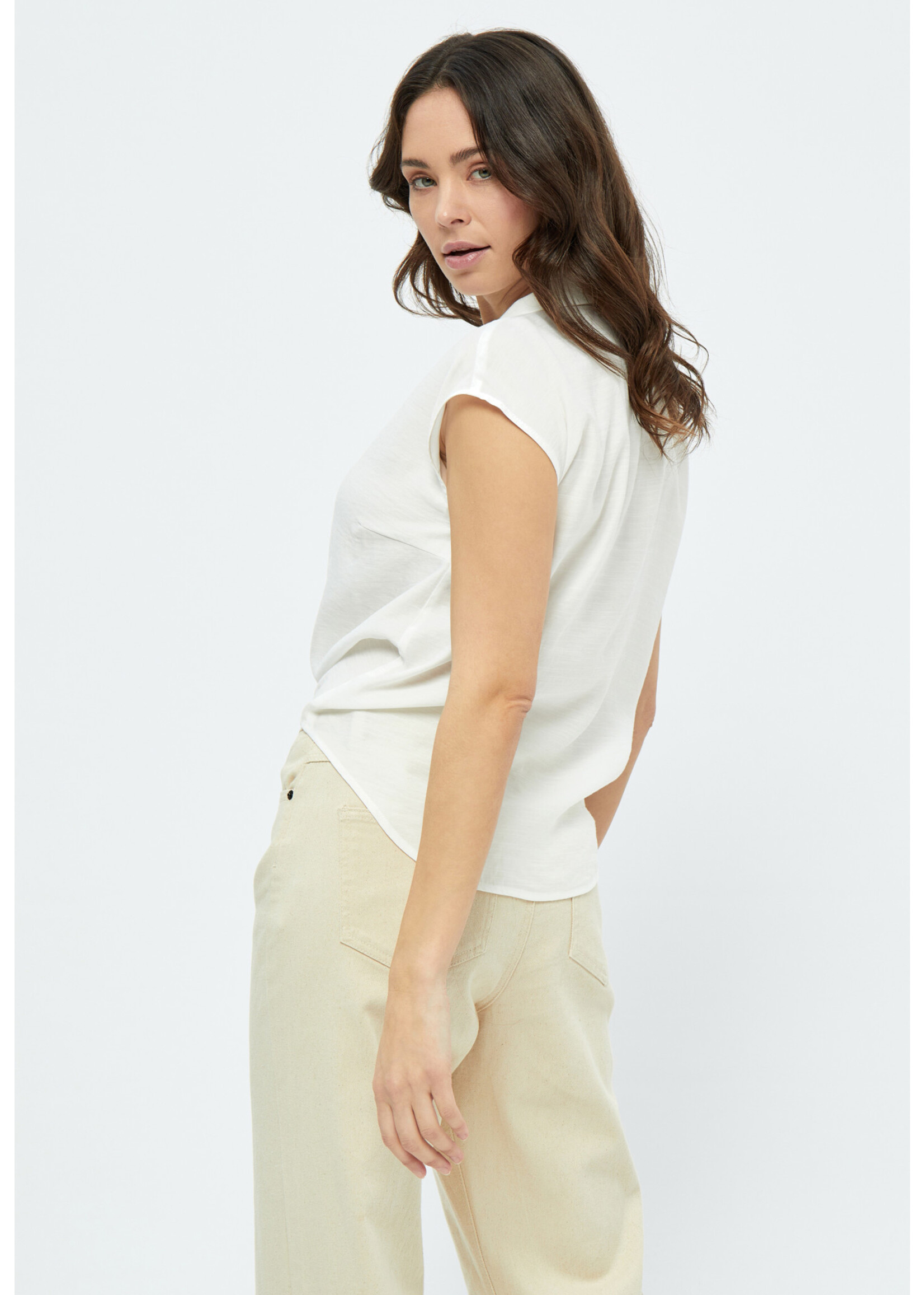 PEPPERCORN NALINE SLEEVELESS SHIRT white