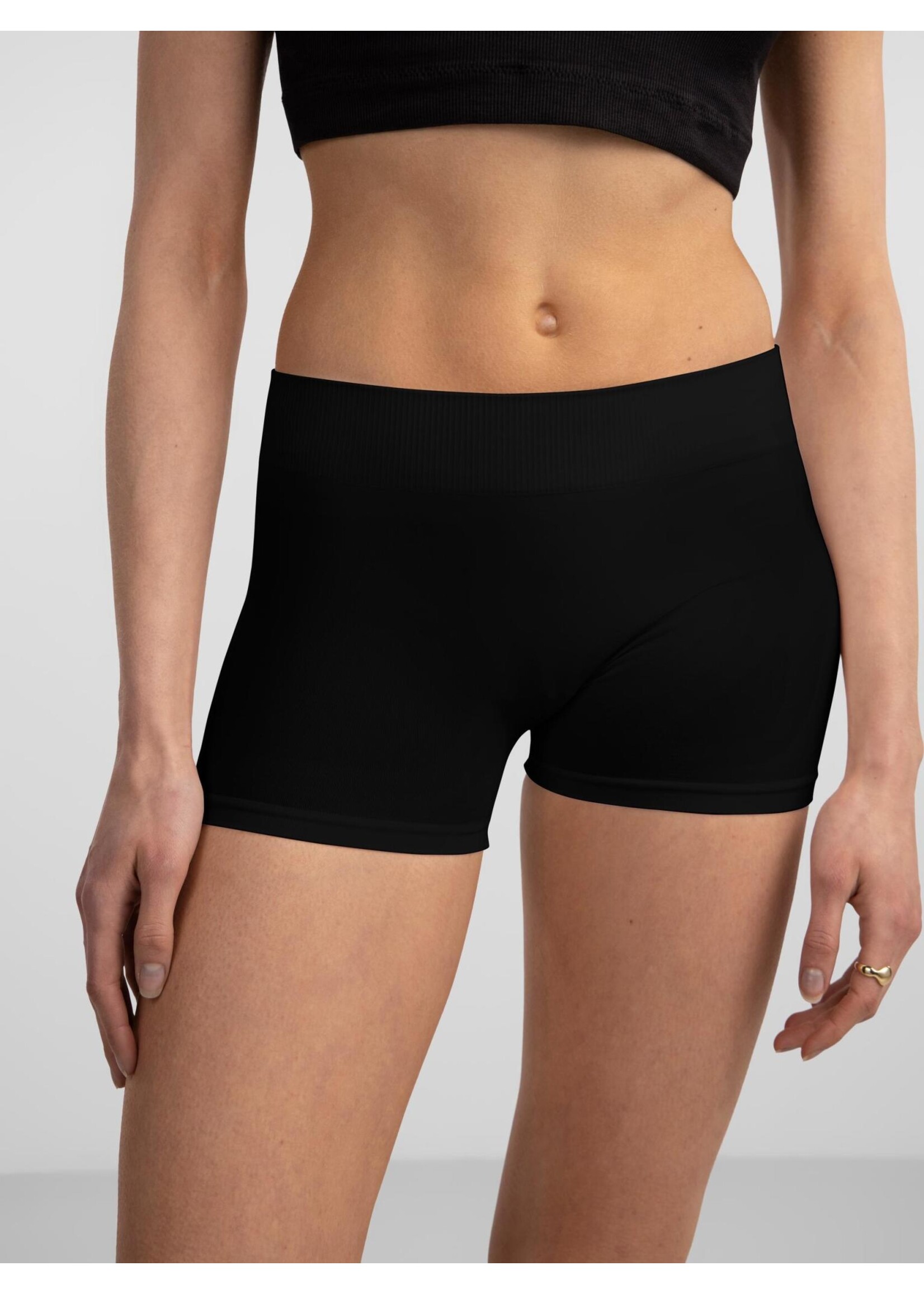 PIECES LONDON MINI SHORT NOOS BC black