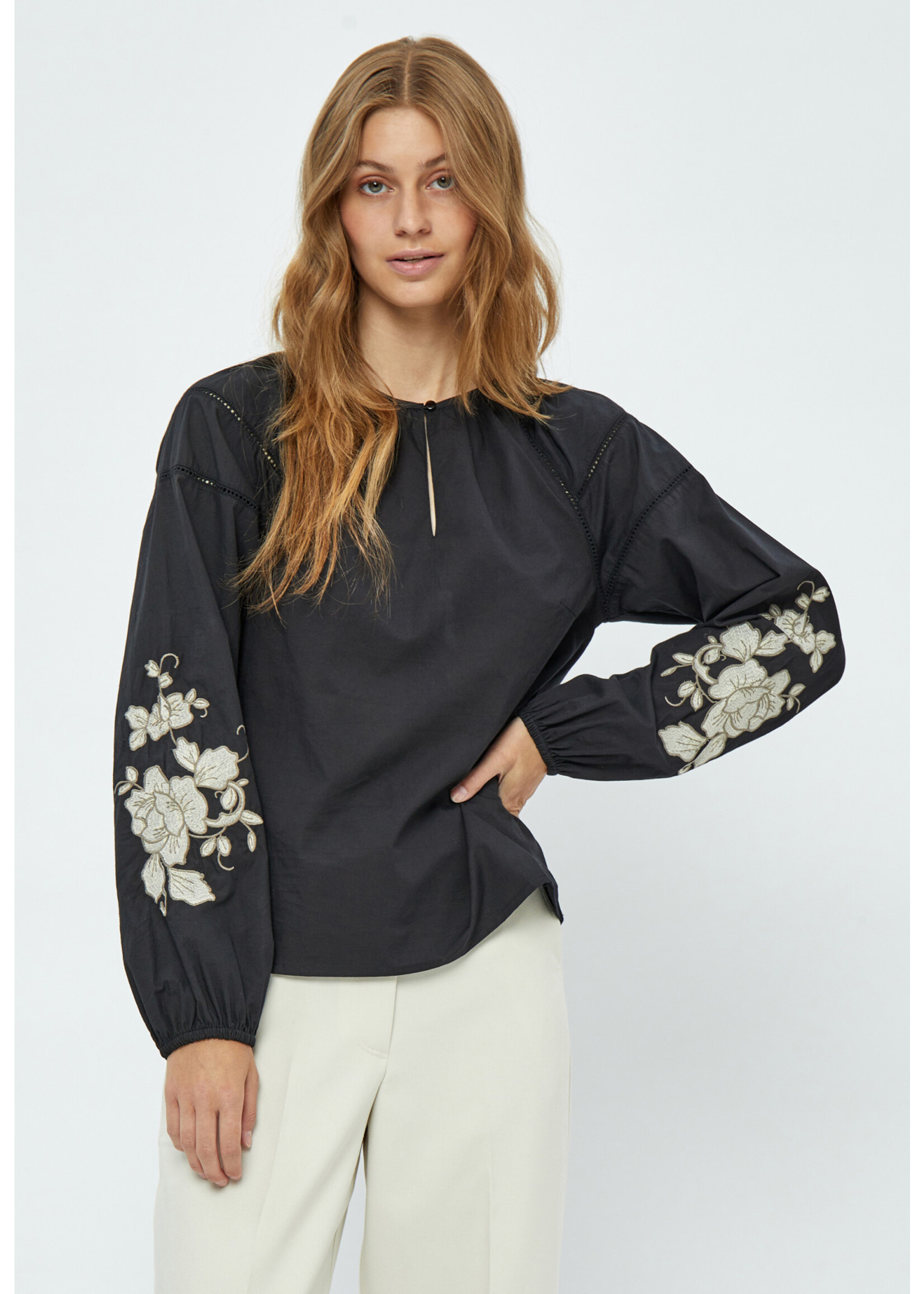 PEPPERCORN PHYLLIS LONG SLEEVE BLOUSE black print