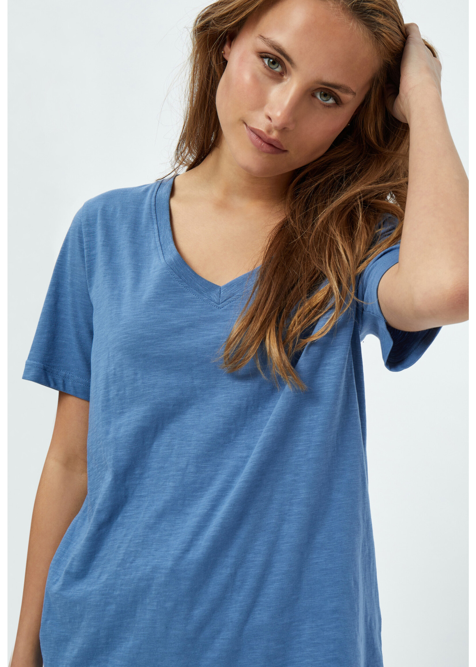 MINUS LETI V-NECK SHORT SLEEVE T-SHIRT denim blue