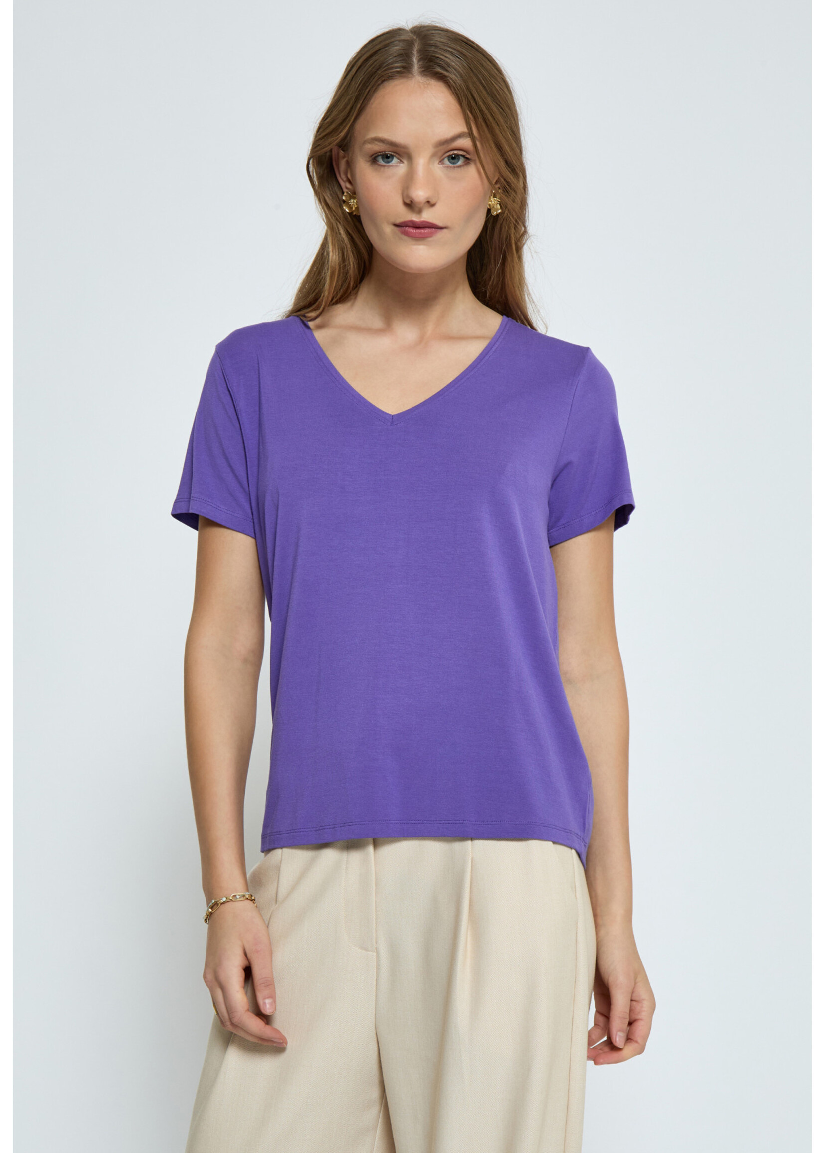 PEPPERCORN SAMANTHA V-NECK T-SHIRT purple corallites