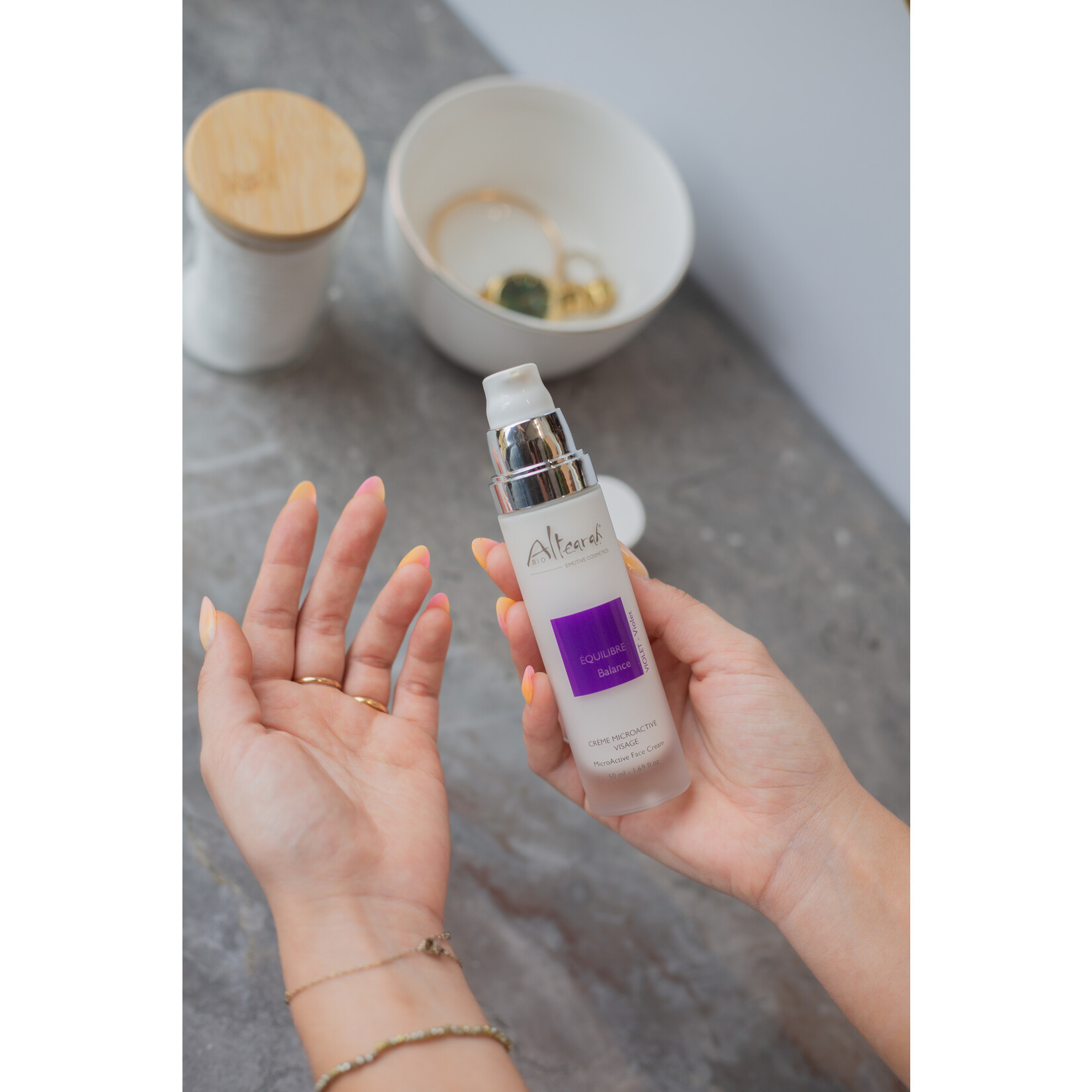Altearah Box MicroActive Cream + 3 Eye Patches (Violet) Balance