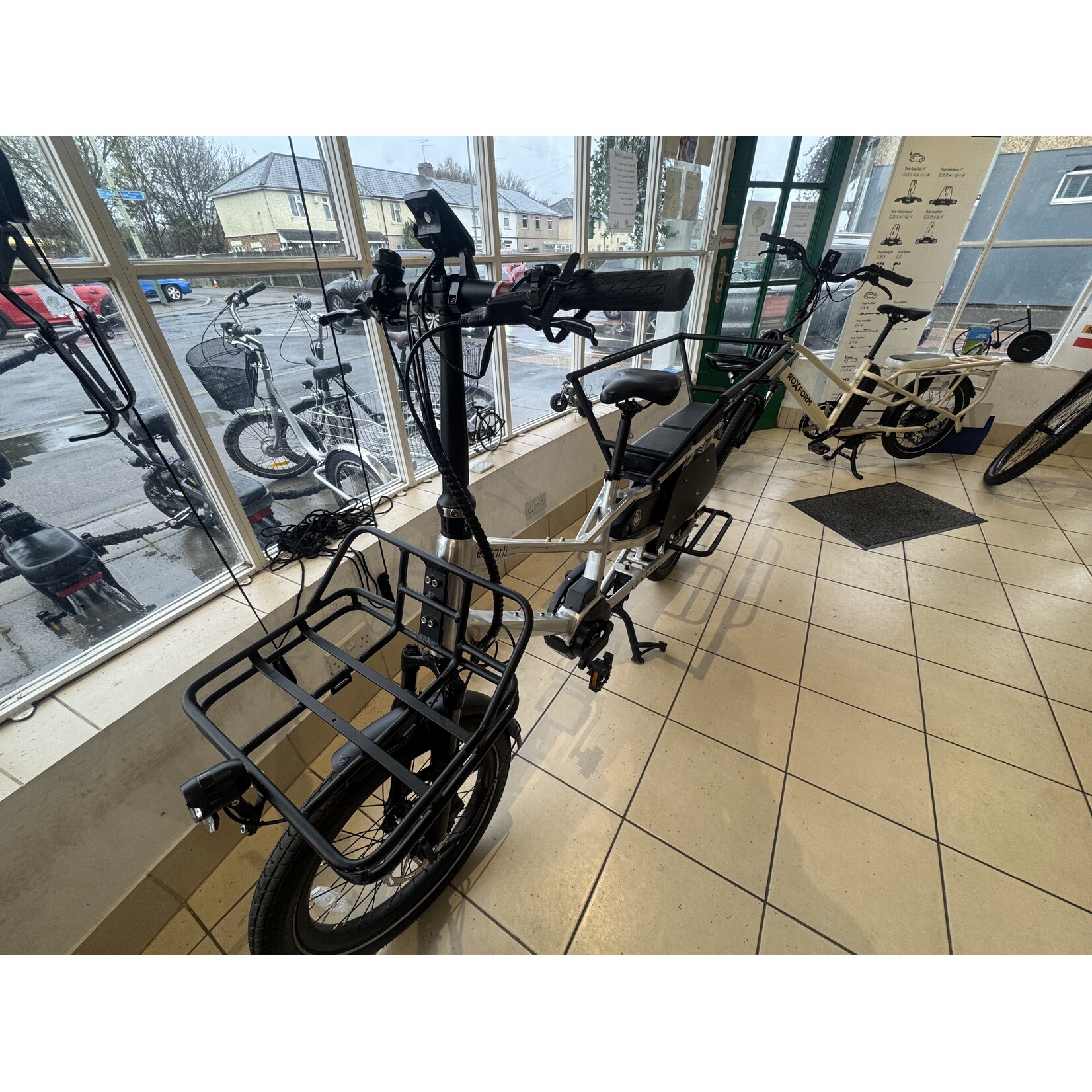 Ebike- Longtail Family Pack UFO Demo Bike