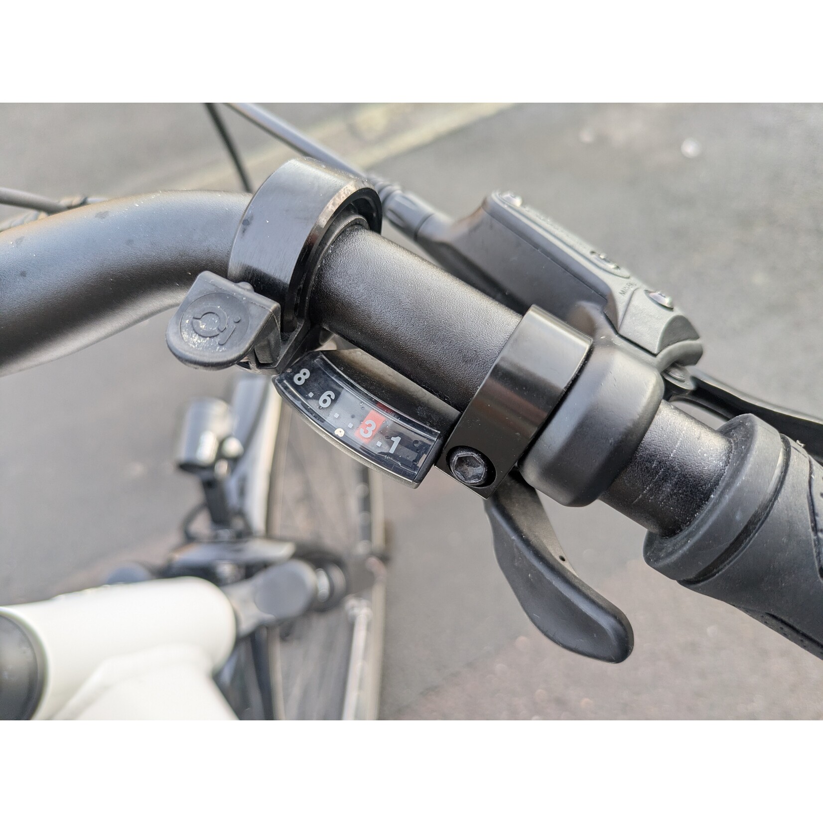 Raleigh Secondhand1-Raleigh Motus White 400Wh