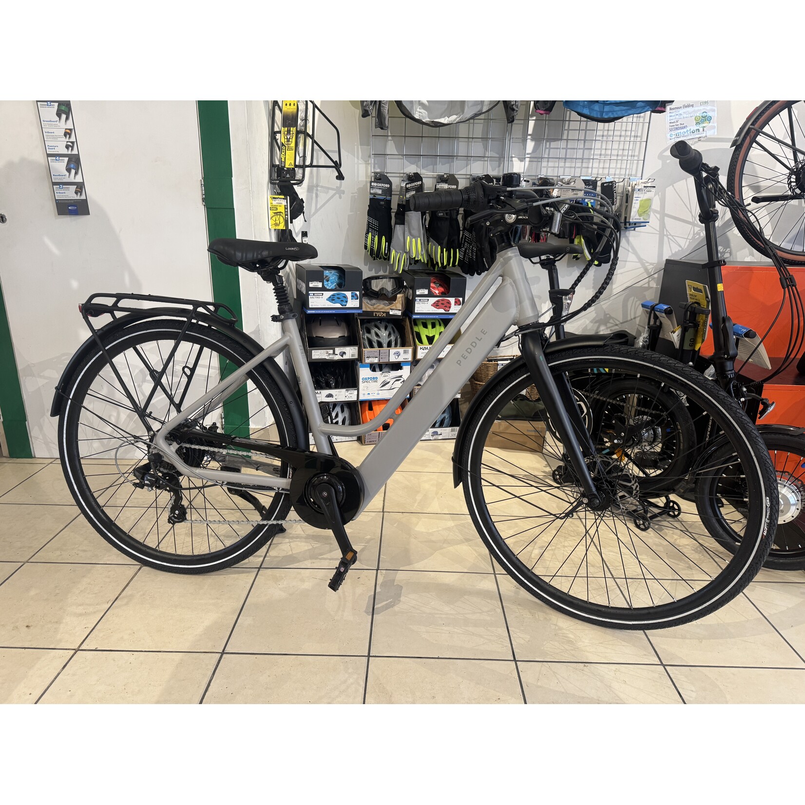 Secondhand-Peddle STEP