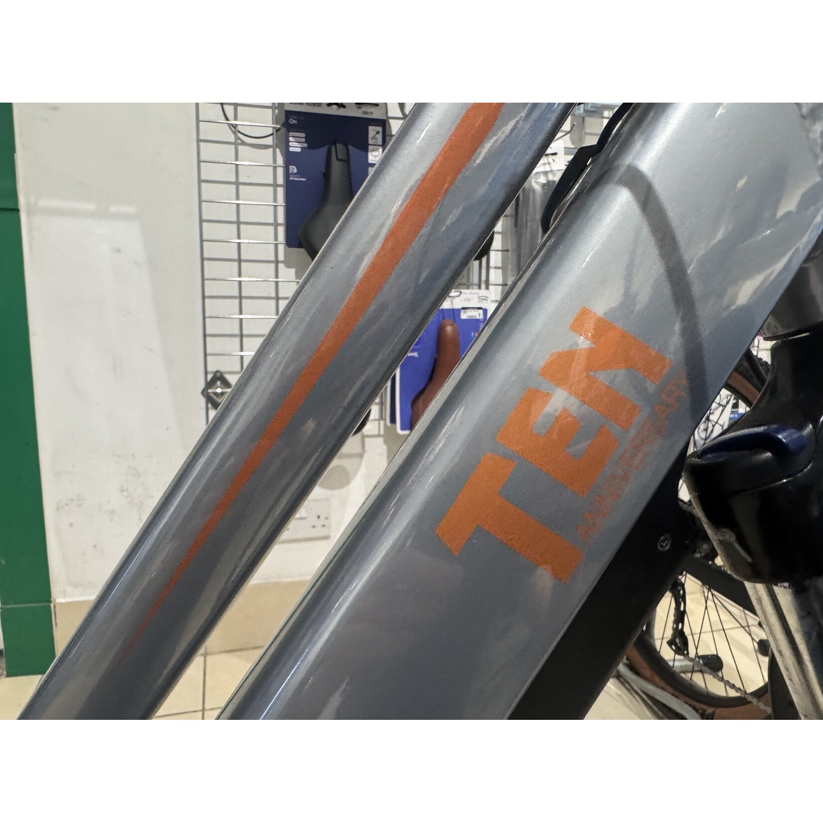 Secondhand-Batribike Penta S 375Wh Grey