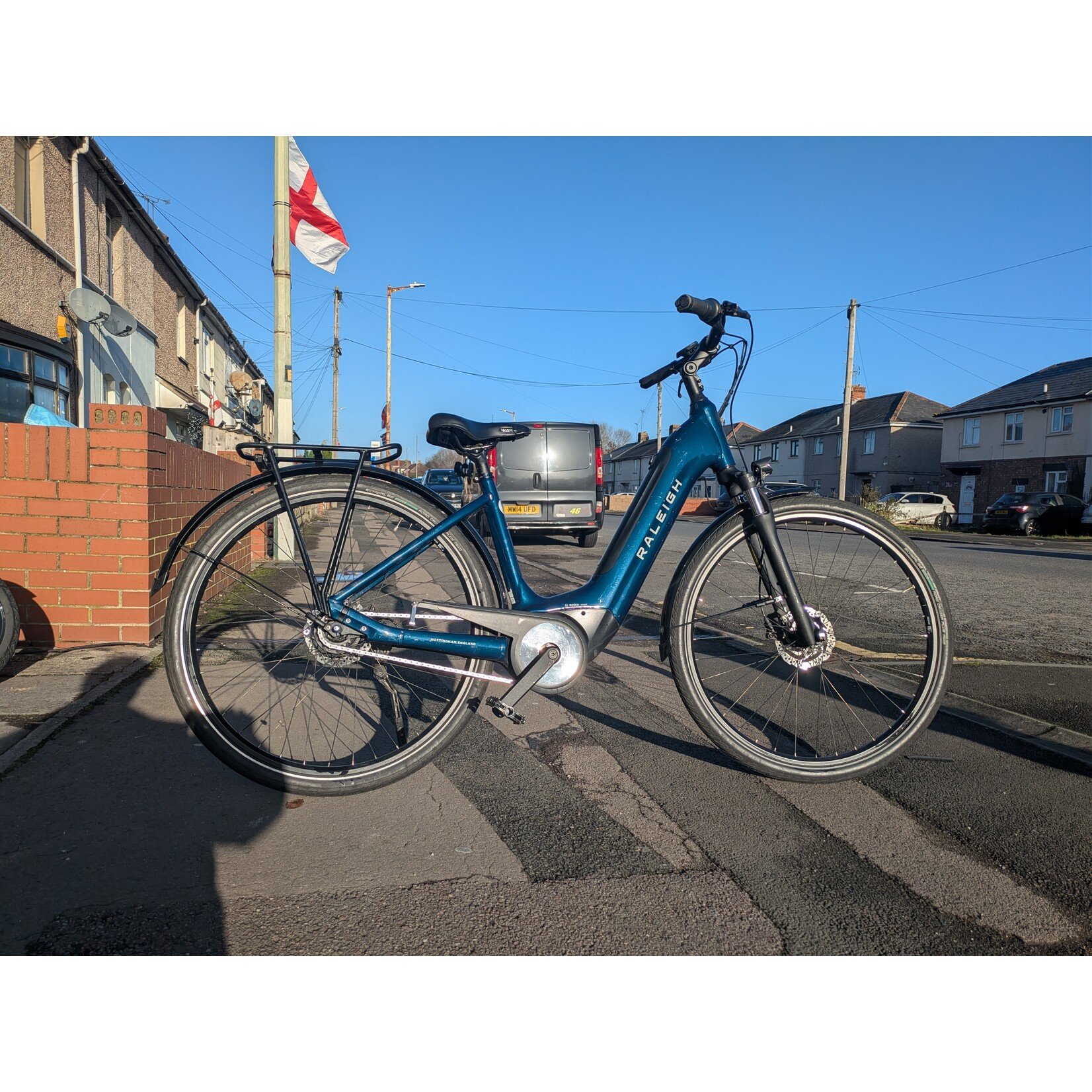 Secondhand-Raleigh Motus Blue