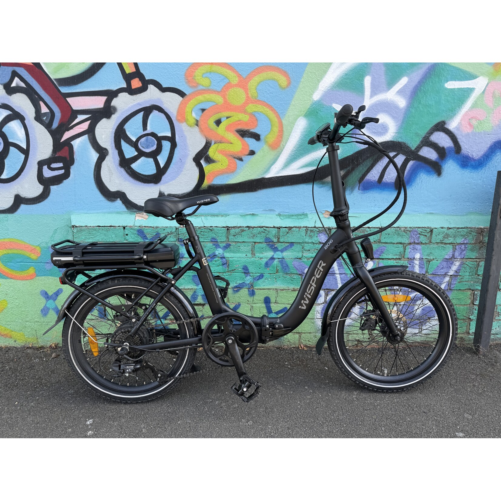 Secondhand Wisper 806