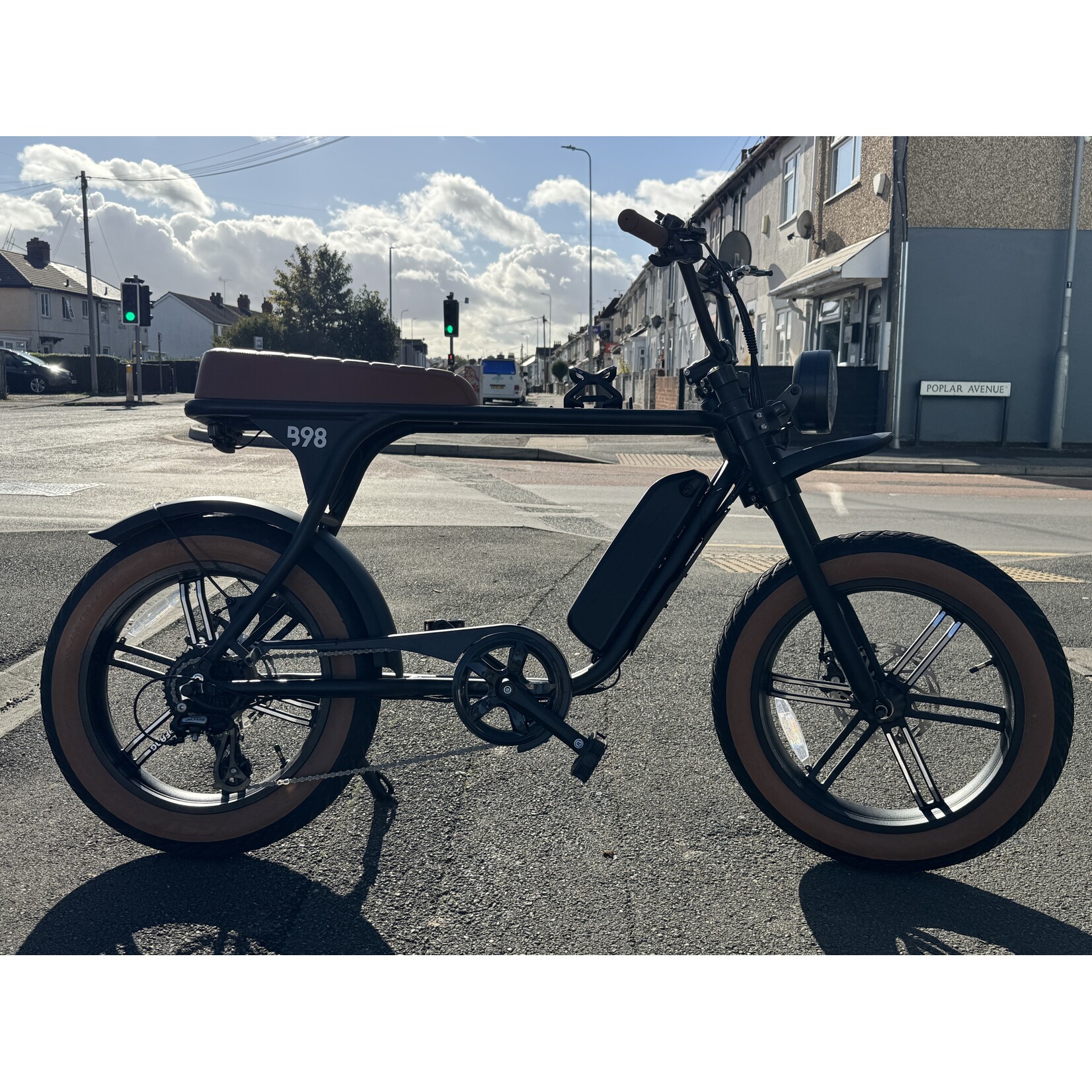 Secondhand B98