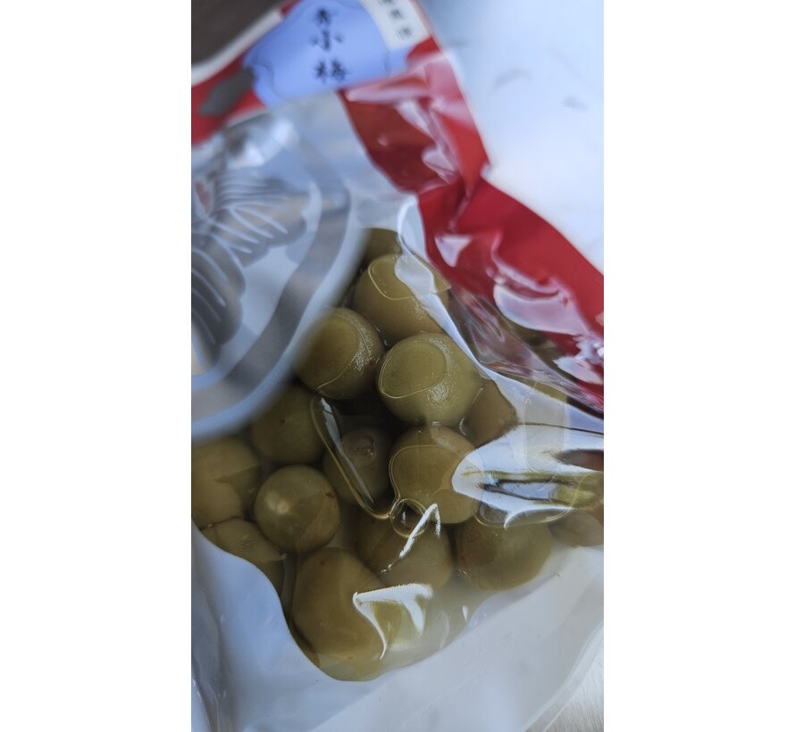 Small Crunchy Green Ume Plums 110g