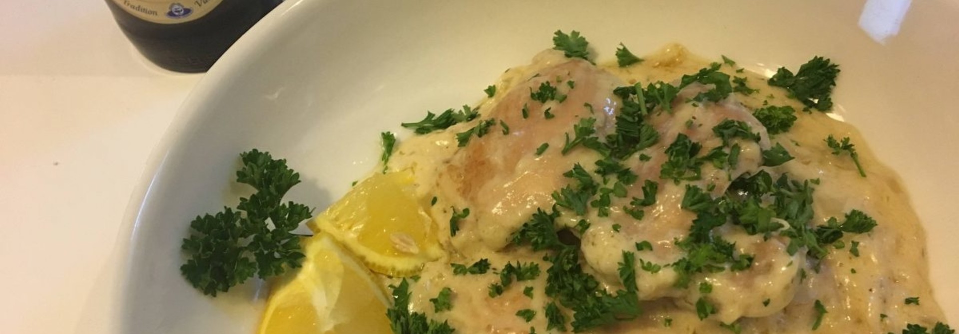 Kippendijfilet, gestoofd in Ciney Blond biersaus