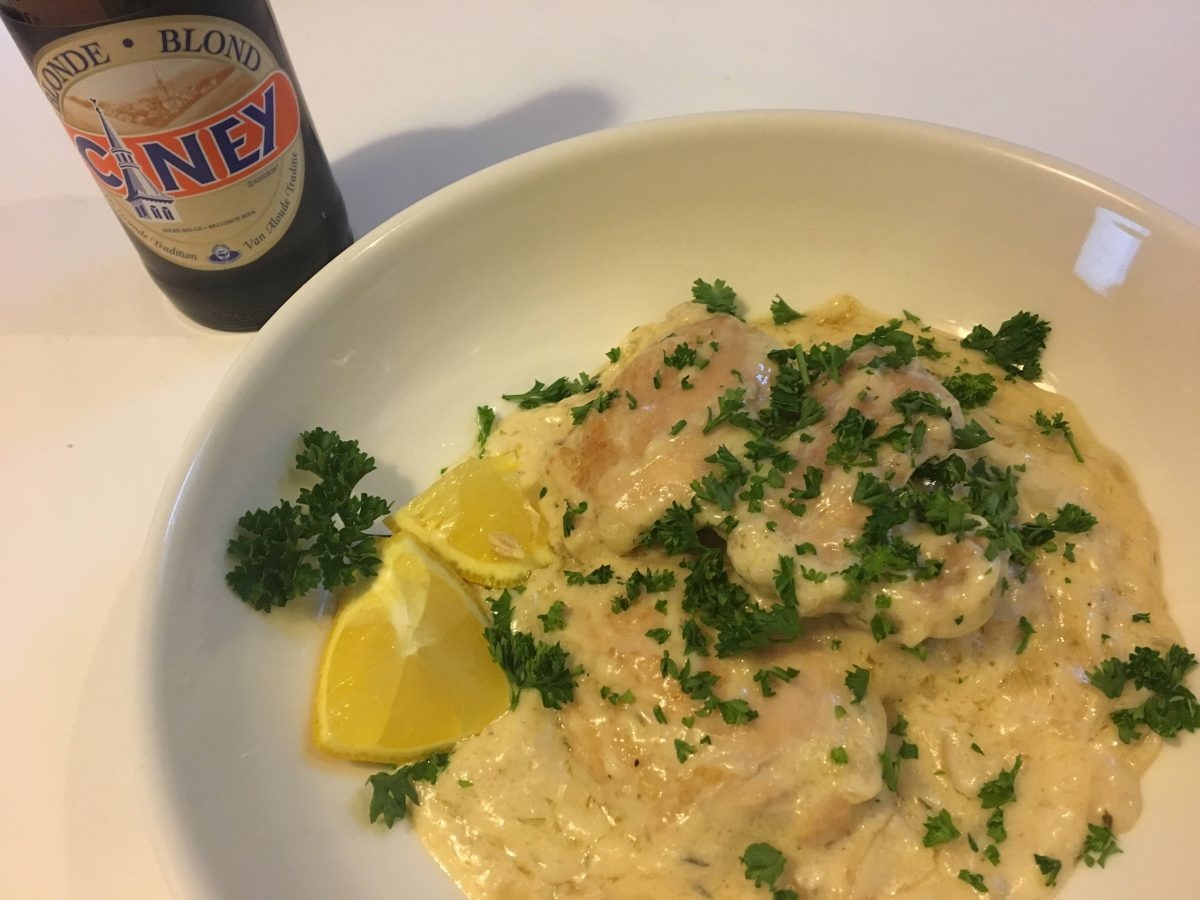Kippendijfilet, gestoofd in Ciney Blond Kippendijfilet, gestoofd in Ciney Blond