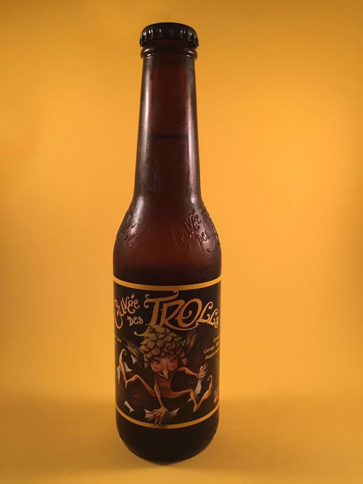 Cuvee des Trolls Herkomst: Pipaix, België Ongefilterd blond bier van dezelfde brouwerij als Bush Duboisson Blond. In het verleden meerdere prijzen gewonnen waaronder Médaille d’Or op de wedstrijd Monde Sélection in Brussel in 2005. De creativiteit van het etiket is niet harmonieus met de smaak. Het is een evenwichtig samengesteld smakenpalet met een alcoholpercentage van 7%. Advies serveertemperatuur: 5 graden.